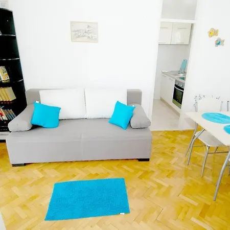 Adela Apartment In Split Split
