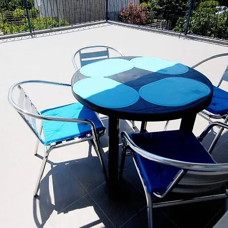 Adela Apartment In Split Split